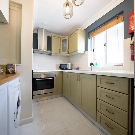 Apartment Beautiful Penthouse, Sun Terrace, Jacuzzi Goslm-8 Sliema