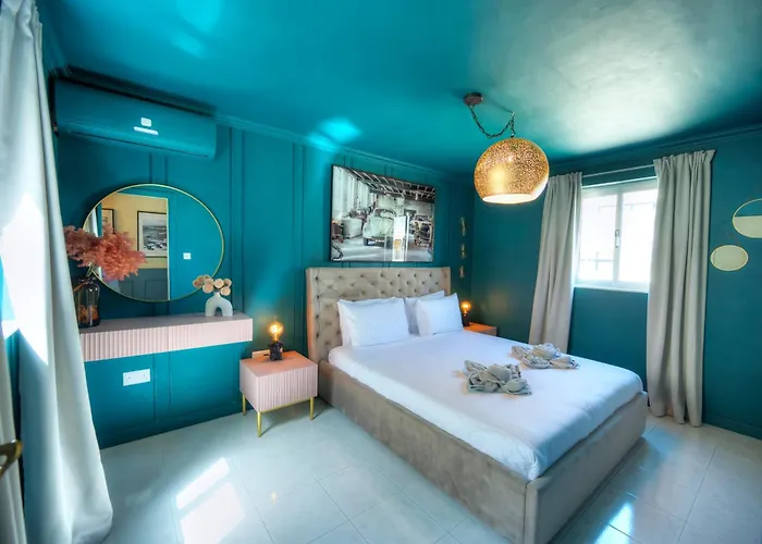 아파트 Beautiful Penthouse, Sun Terrace, Jacuzzi Goslm-8 *