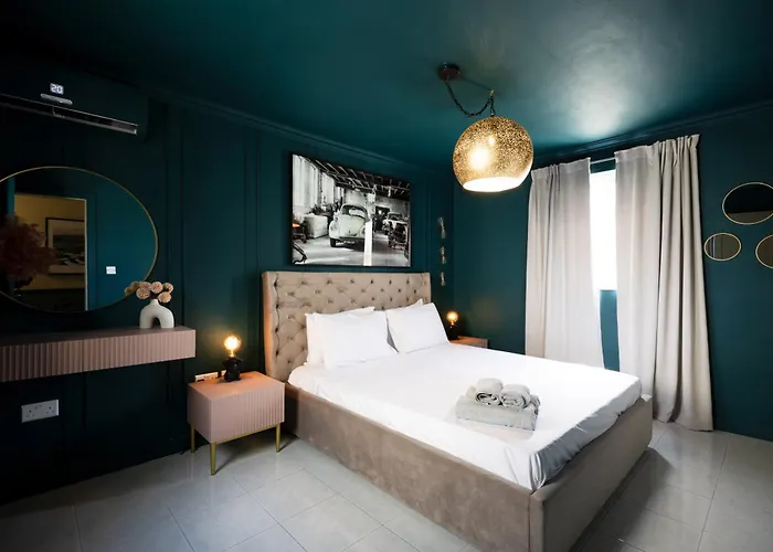 Beautiful Penthouse, Sun Terrace, Jacuzzi Goslm-8 슬리에마